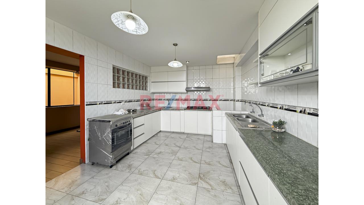 🔥 Bajó De Precio | Us$368,000 | Edificio Comercial De 6 Pisos - 15