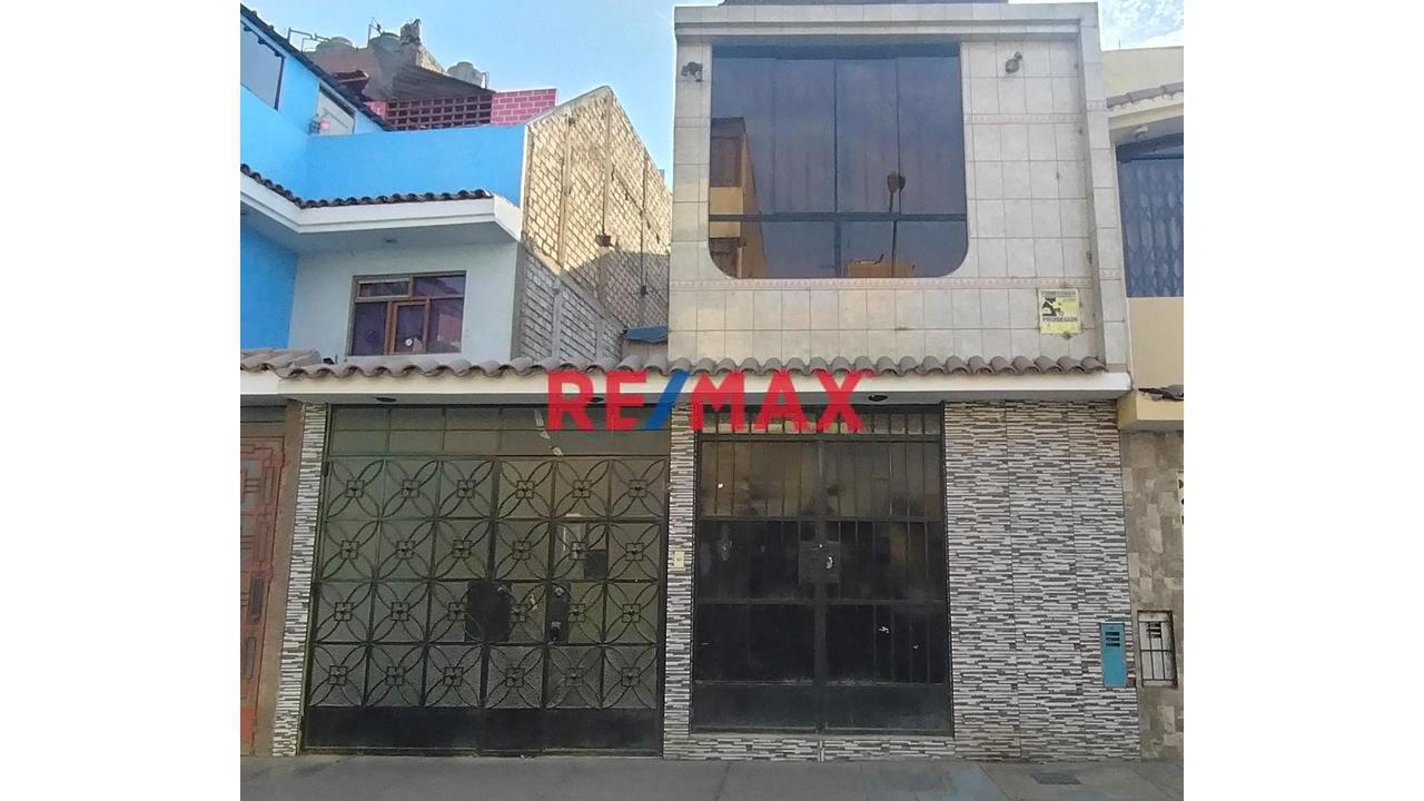 🏡🌳🚖"Venta De Casa De 2 Pisos En Los Olivos - Villa Sol Con Local, Cochera E Ingreso Independiente" 🍀📦🥰
