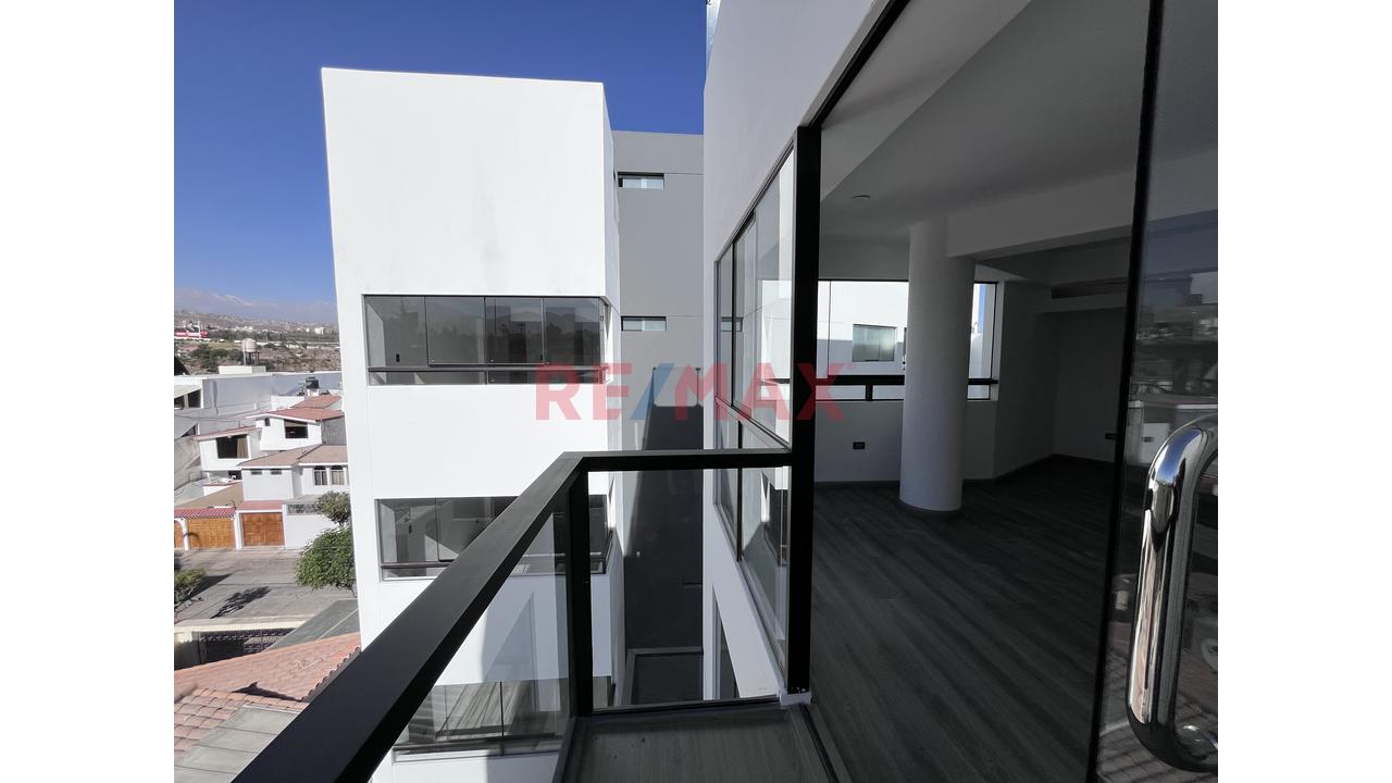 Venta De Depa En El Corazón De Yanahuara-Excelente Zona — foto 6