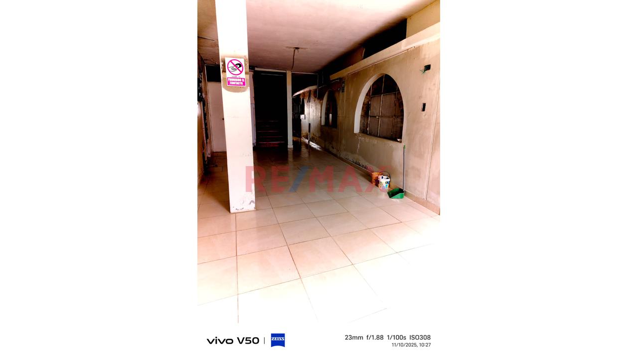 Venta De Casa Tres Pisos De Calle A Calle Para Proyeccion De Negocio - Talara - 5