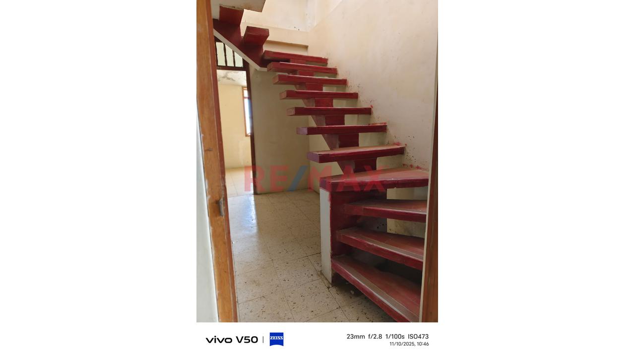 Venta De Casa Tres Pisos De Calle A Calle Para Proyeccion De Negocio - Talara - 6