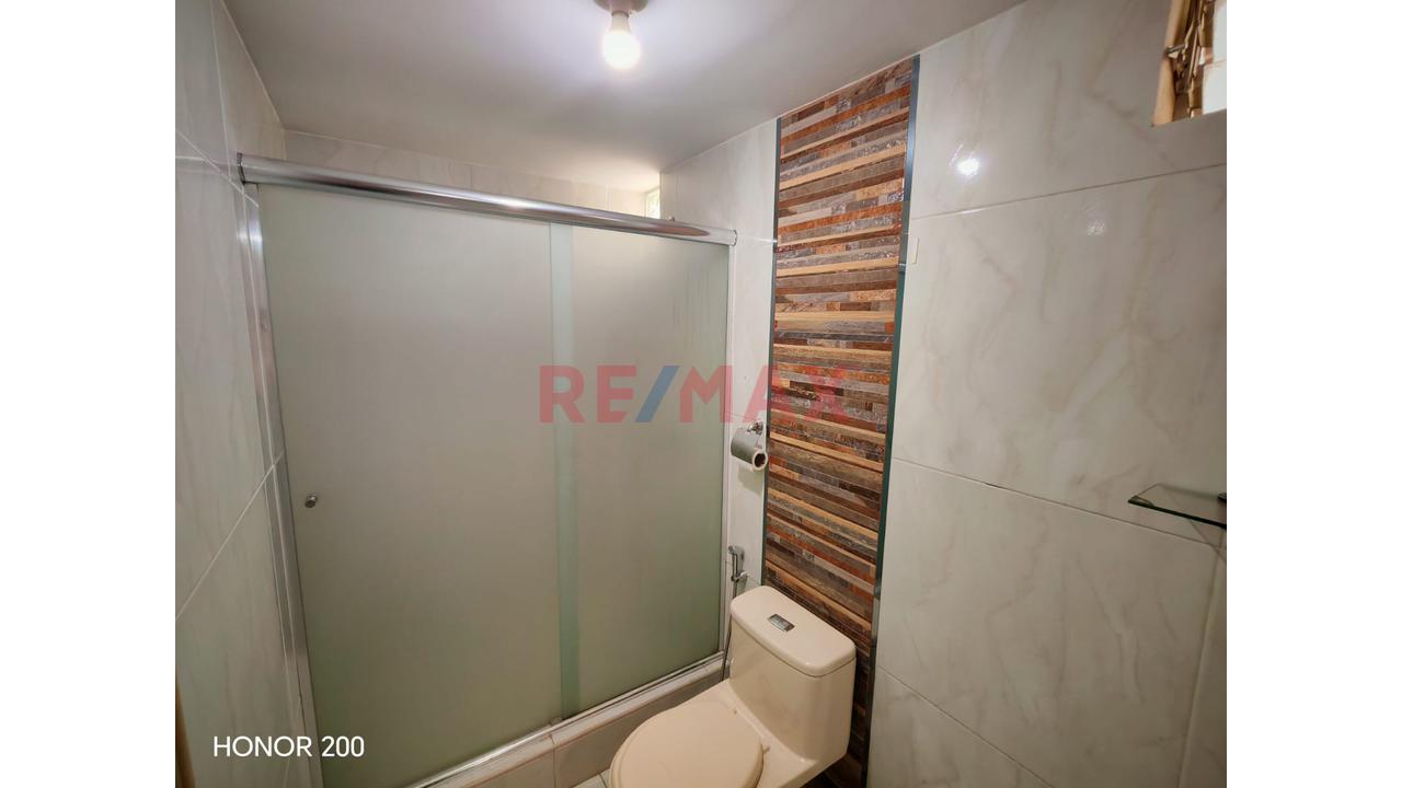 Lindo Departamento Urb. El Dorado 3 Habitaciones 3Er. Piso En Esquina — foto 5