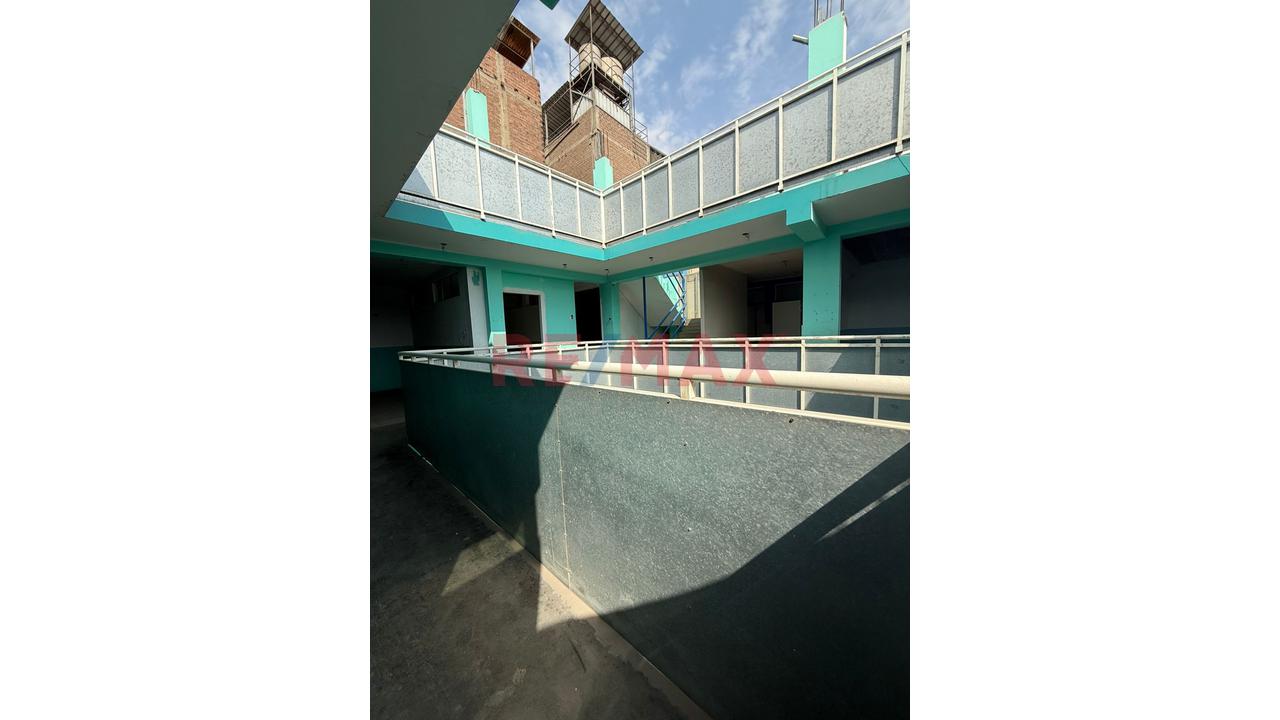 Vendo Moderno Local En San Juan De Lurigancho 🏫 — foto 8