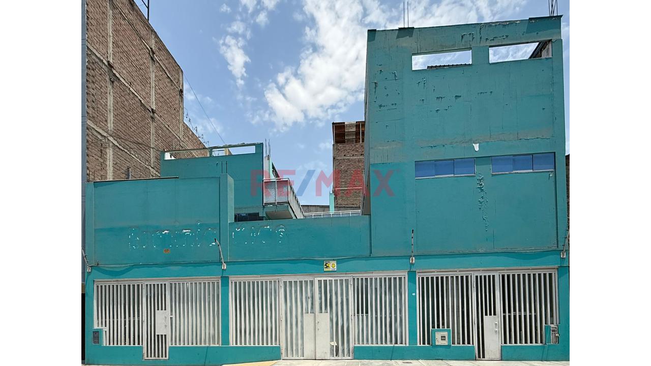 Vendo Moderno Local En San Juan De Lurigancho 🏫 — foto 2