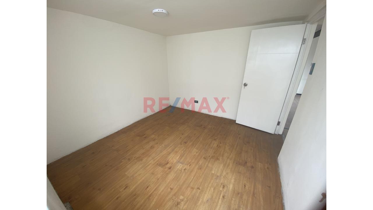 Azotea Con Departamento Por Remodelar  En San Isidro, Frente Al Hospital De La Fap — foto 5