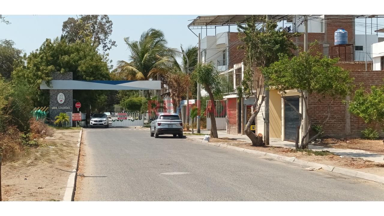 😲 De Ocasión 📈 Terreno En Avenida 🚦 En Venta 📍 Urb. Los Cedros – Entre Udep Y Upao 🎓 🛣️ Av. B – Frente 8 Ml 📐 A.T. 160 M² 🏡 Uso Residencial / Comercial 🏢 - 3