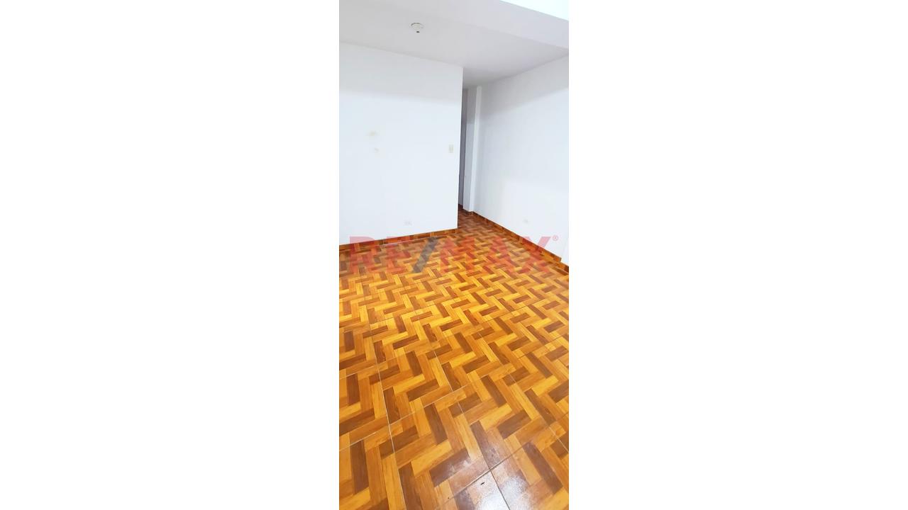 Alquiler De Departamento Zona Comercial En San Martín De Porres 60 M² — foto 10