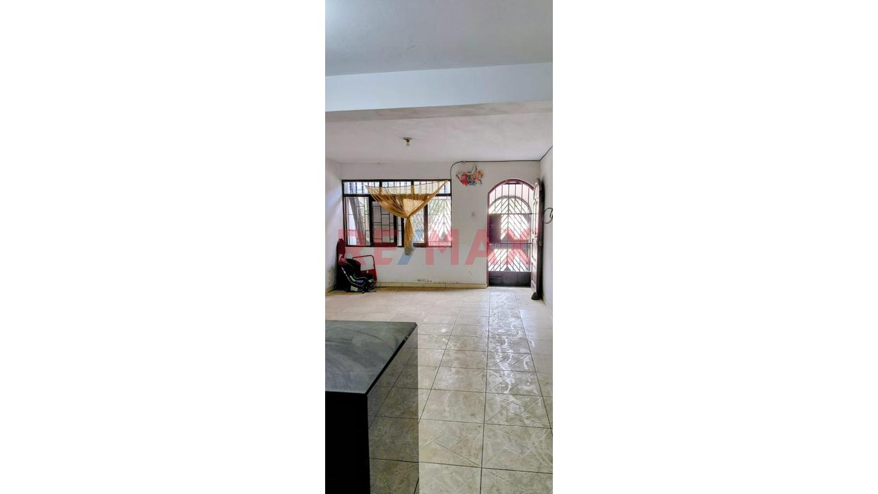 Amplio Departamento En Primer Piso - San Juan De Lurigancho — foto 3