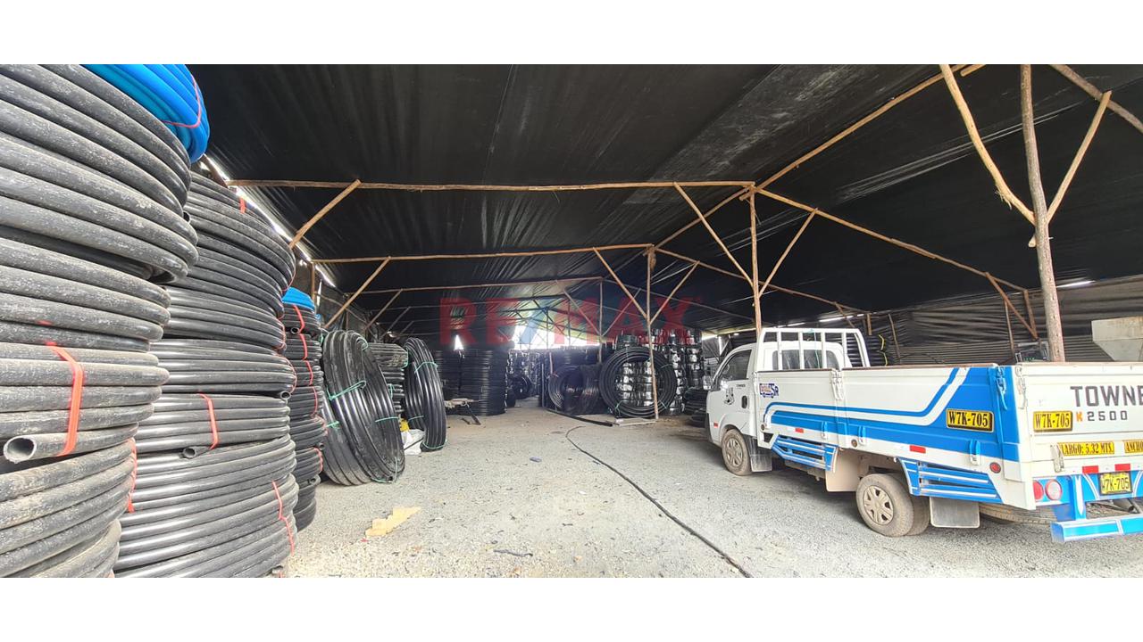 Ocasion Terreno Comercial De 1,000 M2 En Av. El Capitan - Puente Piedra — foto 4