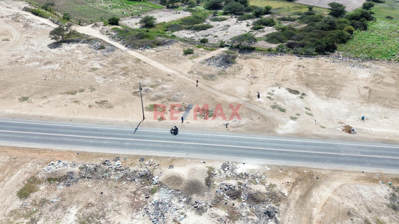 Terreno En Venta A Filo De Pista - Ciudad Eten - 8