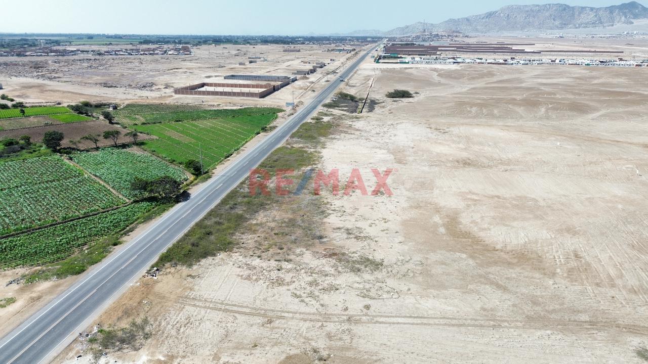 Terreno En Venta A Filo De Pista - Ciudad Eten - 5