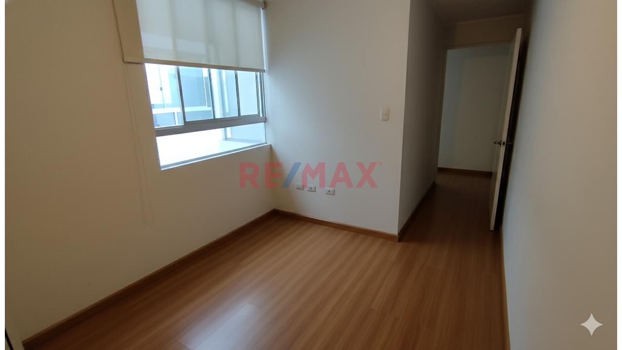 ¡Oportunidad En Lince!  Departamento De 3 Habitaciones En Av. Risso - Piso 4 - 9