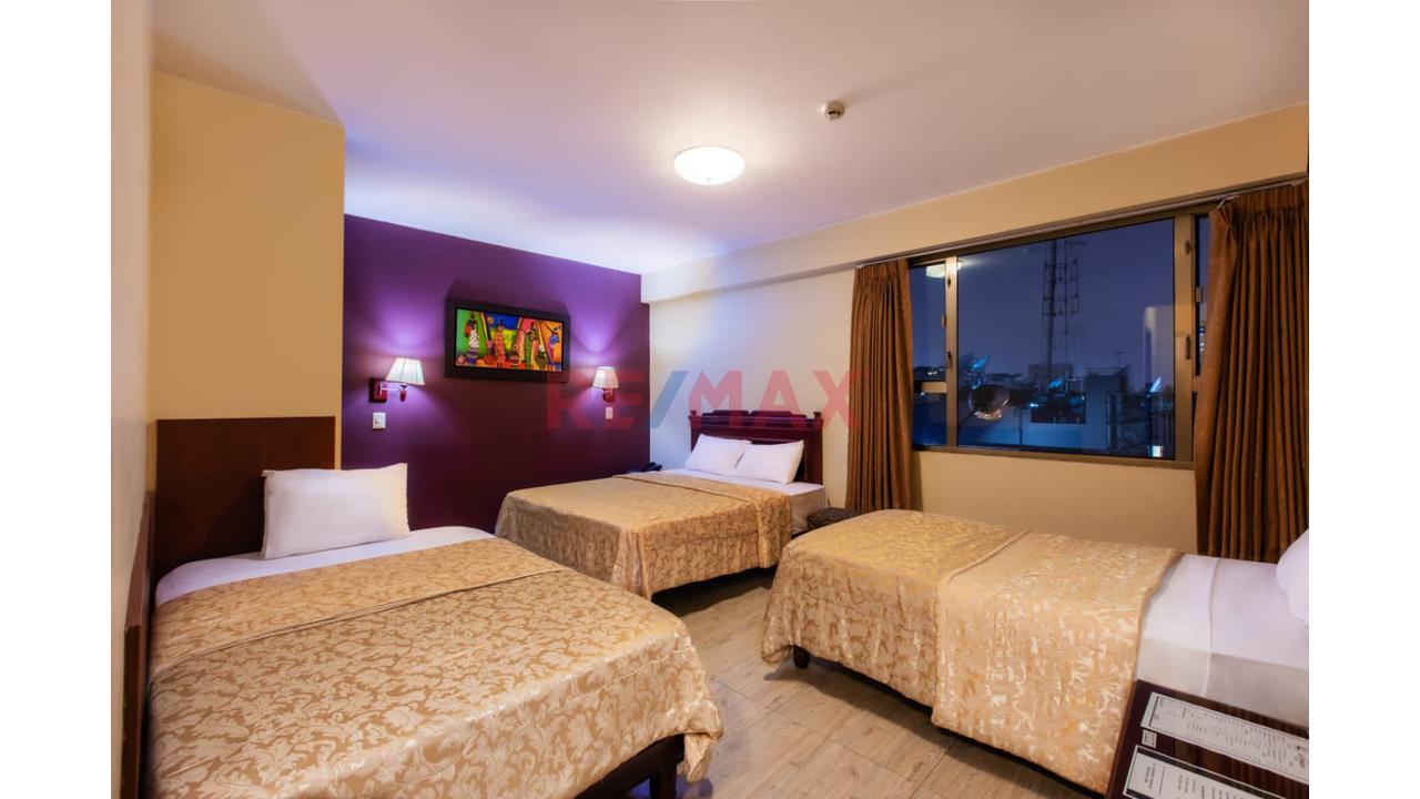 Se Vende Excelente Edificio De Muy Buena Construccion En El Corazon De Santa Beatriz - 15
