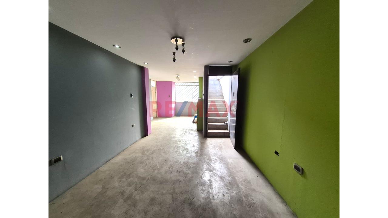 Venta De Local Industrial En Independencia 🏭 - 9