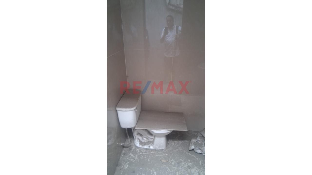 Alquilo Terreno Comercial Av. Pacasmayo Y El Olivar Callao - 6