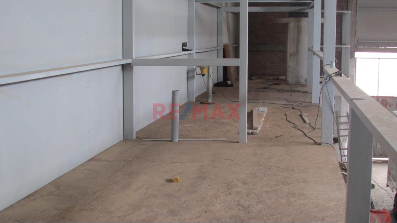 Casa Comercial En Villa El Savador — foto 13