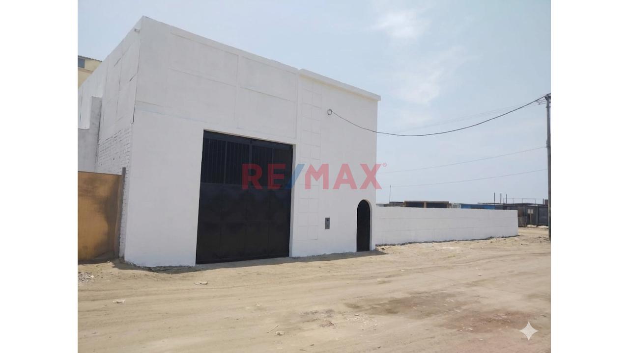 Casa Comercial En Villa El Savador