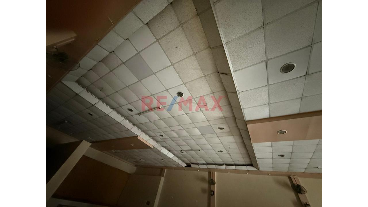 🏢✨ Local Comercial /🔁🔥 Doble Ingreso/Salida Av. Perú Y Av. Prol. Unión🔥📈 - 8