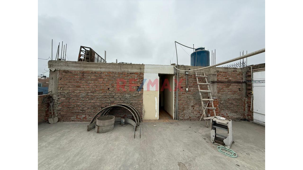 🏢✨ Local Comercial /🔁🔥 Doble Ingreso/Salida Av. Perú Y Av. Prol. Unión🔥📈 - 5