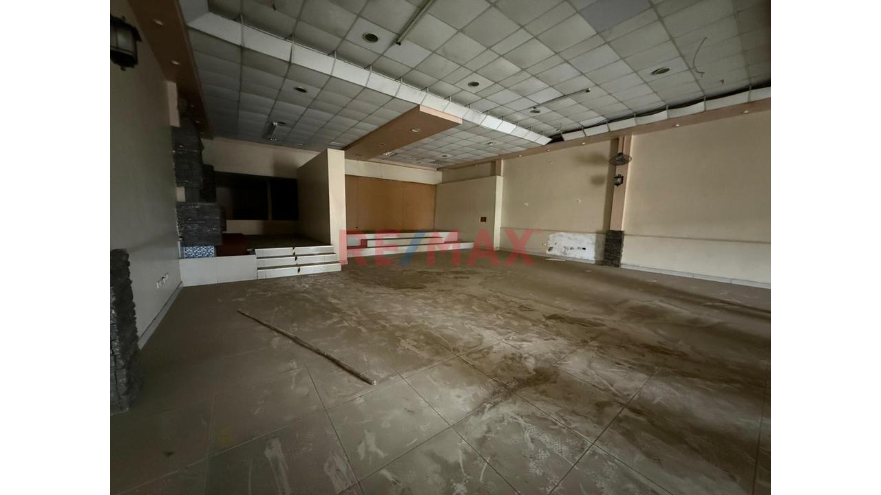 🏢✨ Local Comercial /🔁🔥 Doble Ingreso/Salida Av. Perú Y Av. Prol. Unión🔥📈 - 14