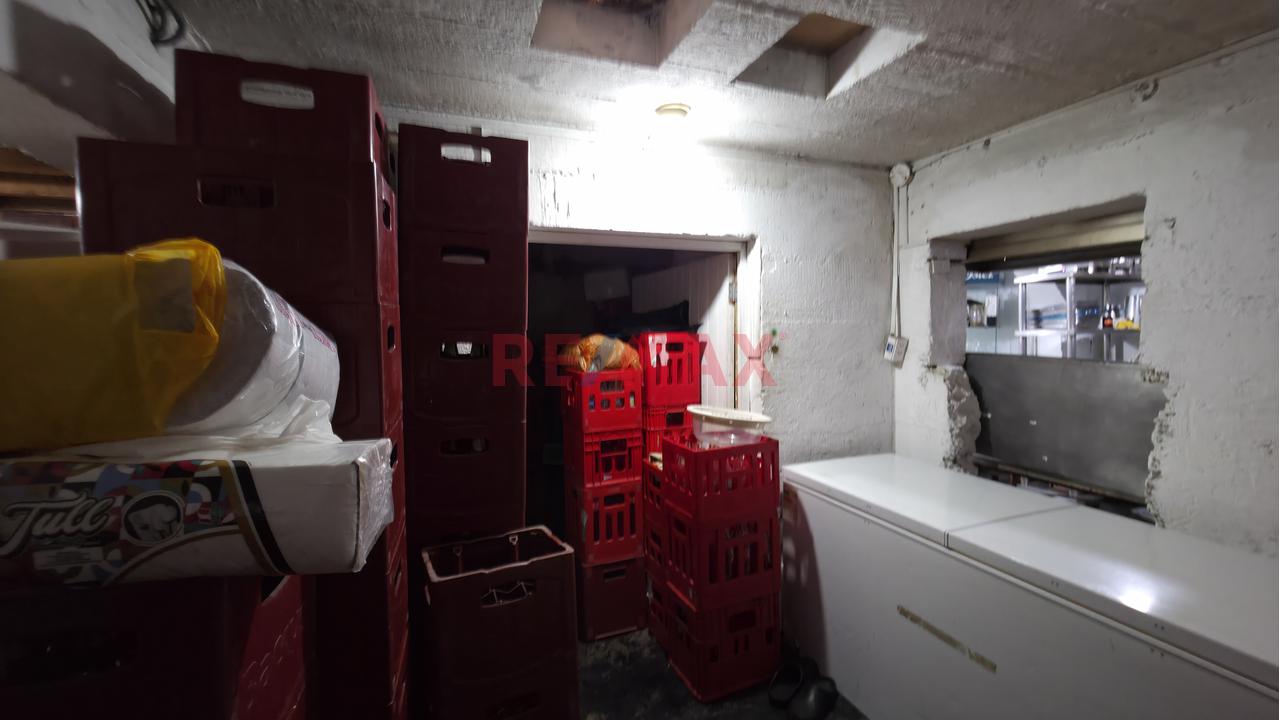 Casa A Valor De Terreno En Avenida Saenz Peña - Callao - 13