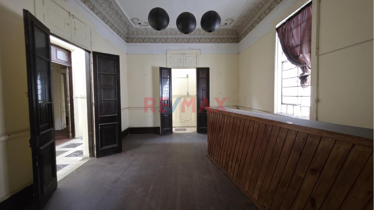 Casa A Valor De Terreno En Avenida Saenz Peña - Callao - 6