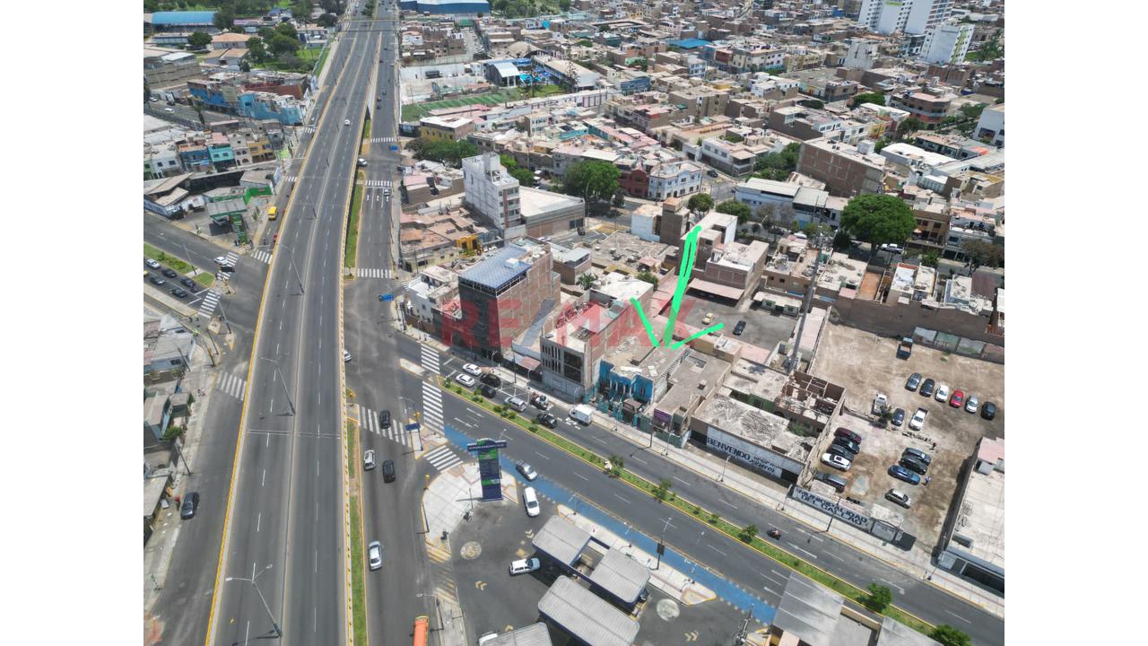 Casa A Valor De Terreno En Avenida Saenz Peña - Callao - 2
