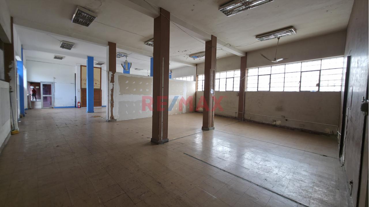 Terreno Comercial En Av. Argentina Cuadra 4 Callao Alto Potencial De Desarrollo — foto 13