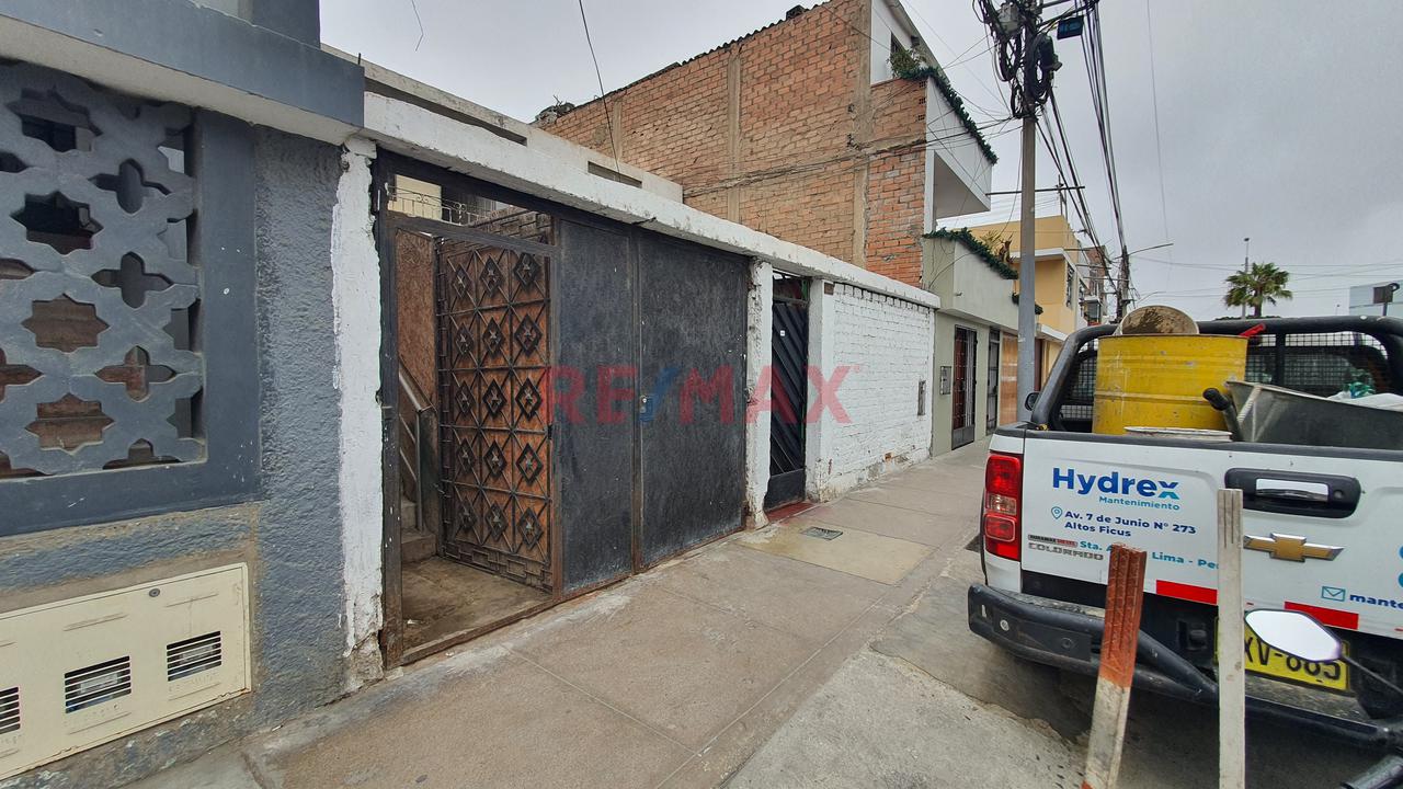 En Venta Casa Como Terreno En Bellavista. Callao - 9