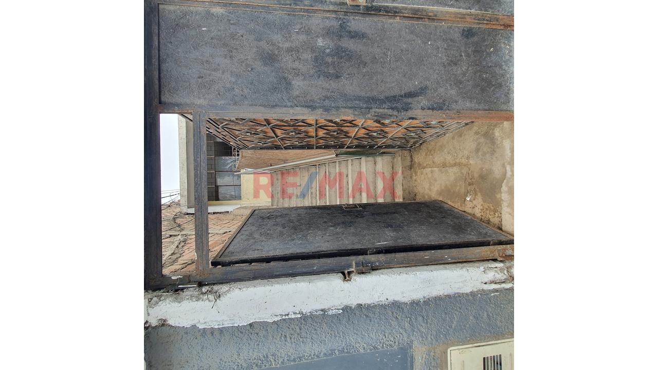 En Venta Casa Como Terreno En Bellavista. Callao - 8