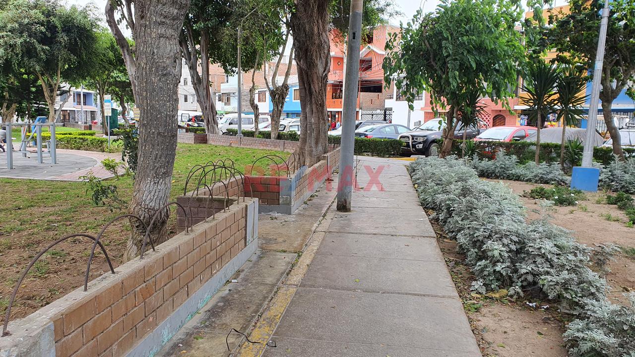 En Venta Casa Como Terreno En Bellavista. Callao - 18