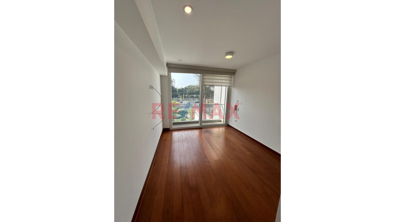 Vendo Departamento 4 Dormitorios, 2Do Piso Zona Residencial $320,000.00 — foto 6
