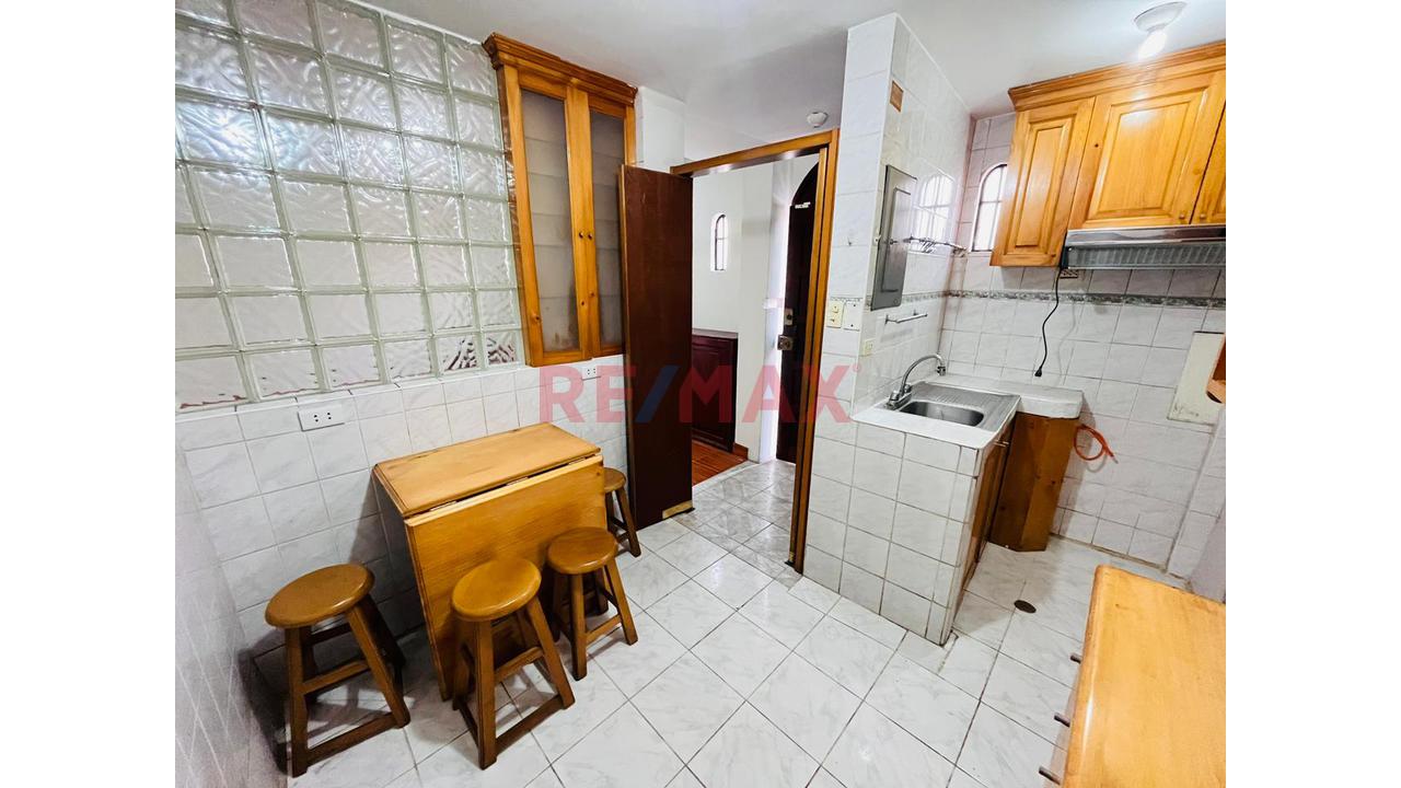 Se Vende Triplex En Ate – Ubicación Estratégica — foto 15