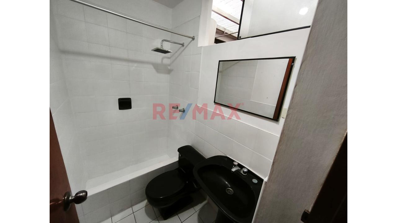 Departamento en Venta de 4 dormitorios ubicado en Ate Departamento en Venta de 4 dormitorios ubicado en Ate