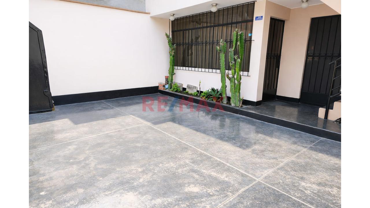 Departamento en Venta ubicado en Ate Departamento en Venta ubicado en Ate
