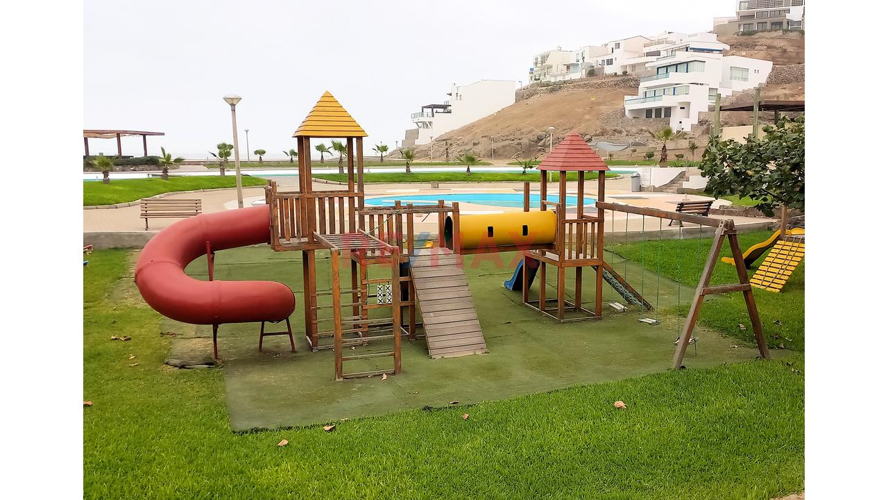 Venta De Terreno De Playa - Condominio Playa Honda - 6