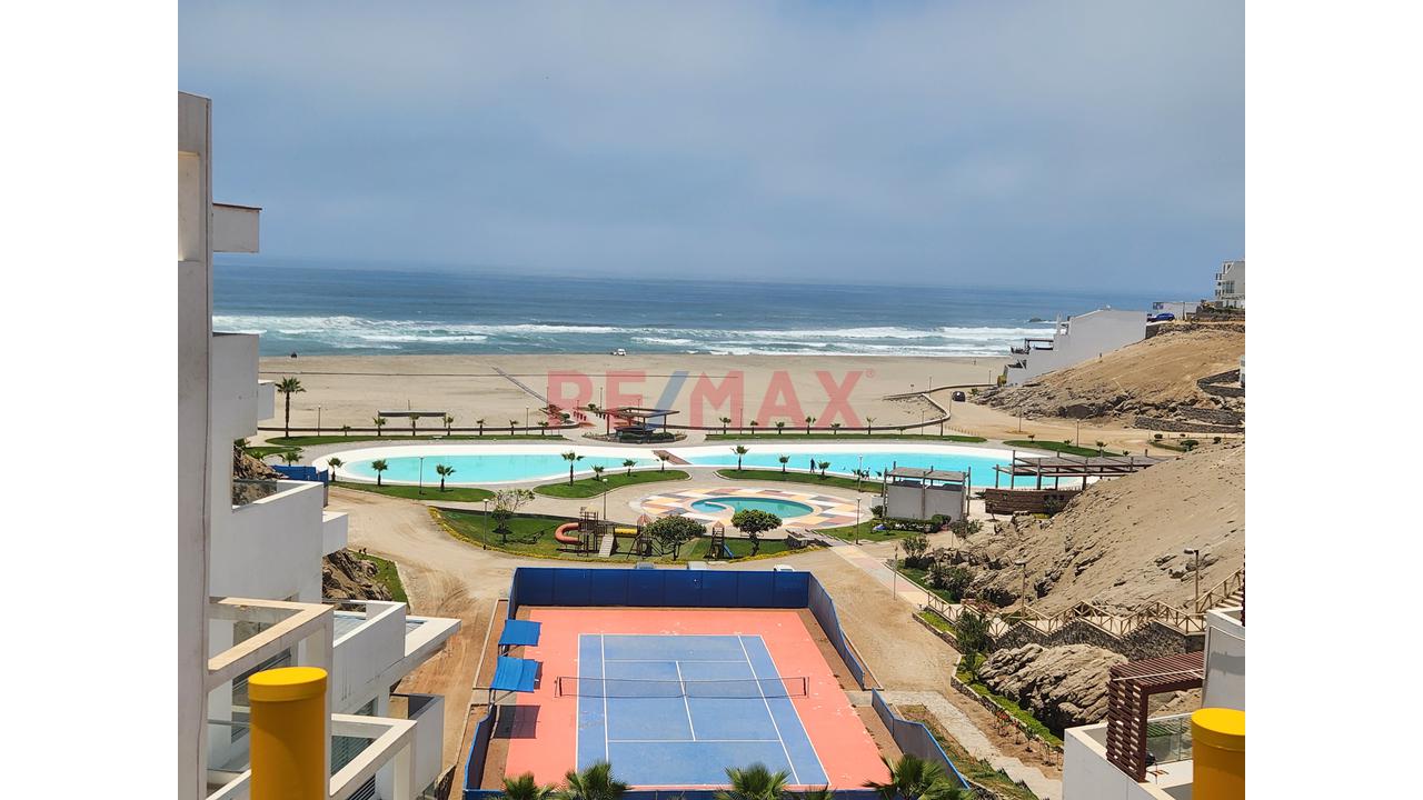 Venta De Terreno De Playa - Condominio Playa Honda - 4