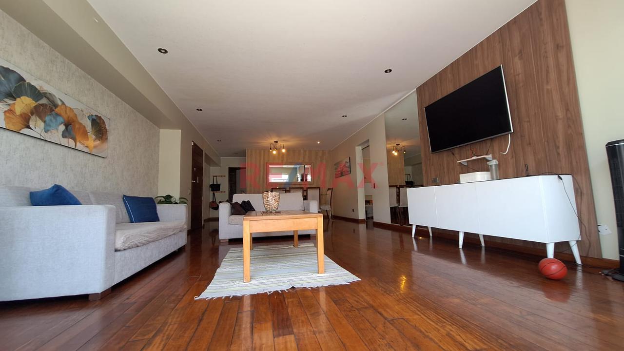 Venta | Exclusivo Departamento En Primer Piso – Chacarilla Del Estanque, San Borja — foto 8
