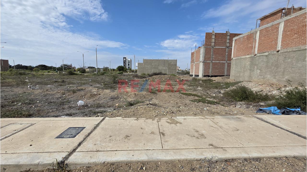 Terreno En La Urbanizacion La Rinconada - Pimentel 🏡 ¡Invierte En Calidad De Vida Y Ubicación Estratégica! — foto 2
