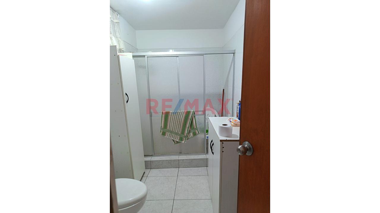 Se Vende Multifamiliar De 3 Pisos En Av. Los Faisanes-Chorrillos - 15