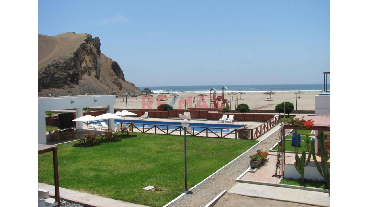 🌊 Oportunidad: Casa De Playa Remodelada - Condominio Playa Azul - 5