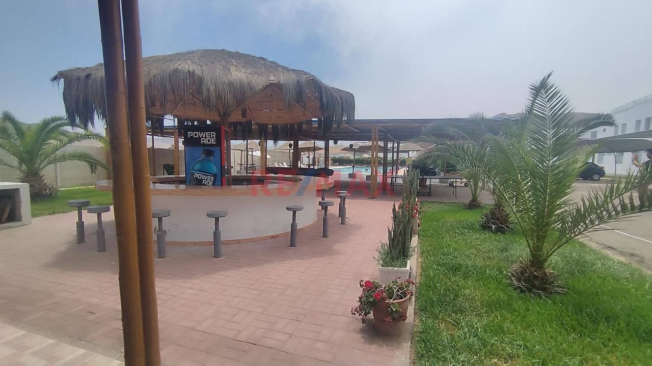 🌊 Oportunidad: Casa De Playa Remodelada - Condominio Playa Azul - 15