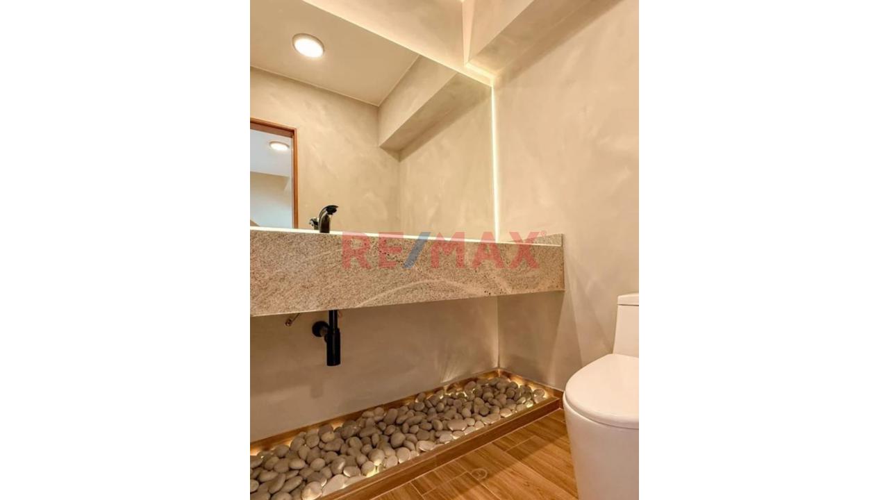 Exclusivo Dúplex Con Vista Al Mar En El Malecón Armendáriz – Miraflores - 3