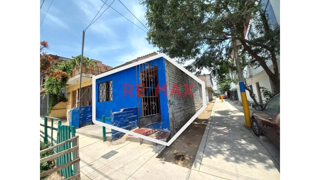 Se Vende Casa Como Terreno En Villa El Salvador - 100M2