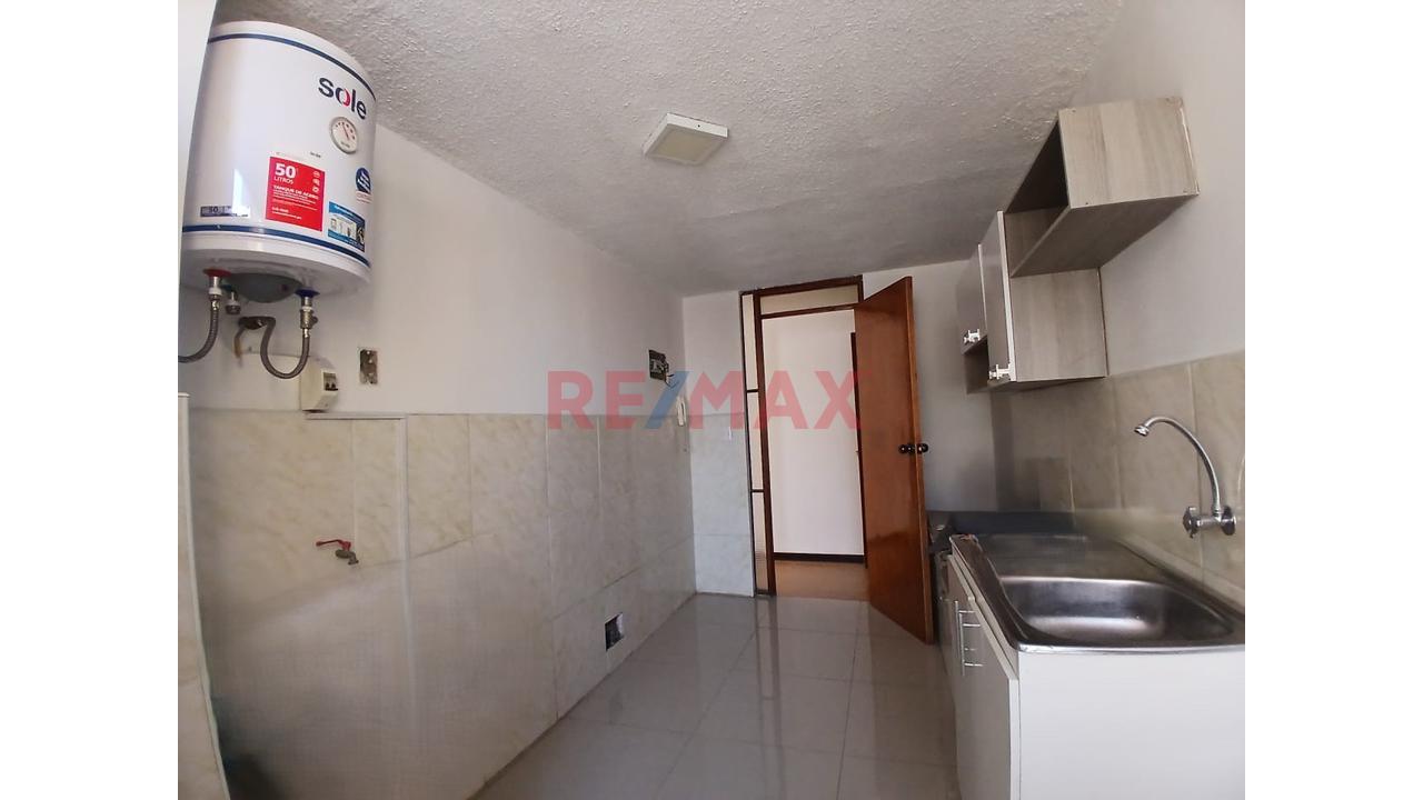 Venta | Departamento Remodelado – Condominio El Trébol, Los Olivos  62M2. — foto 8