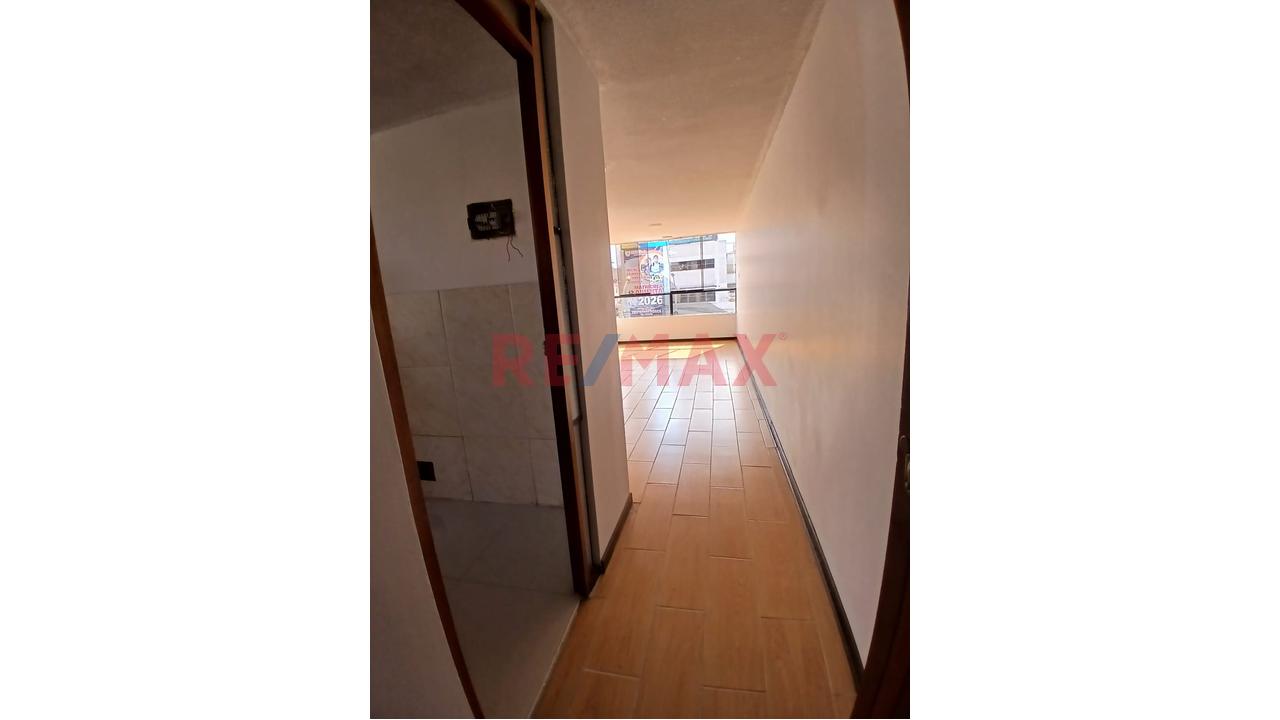 Venta | Departamento Remodelado – Condominio El Trébol, Los Olivos  62M2. — foto 4