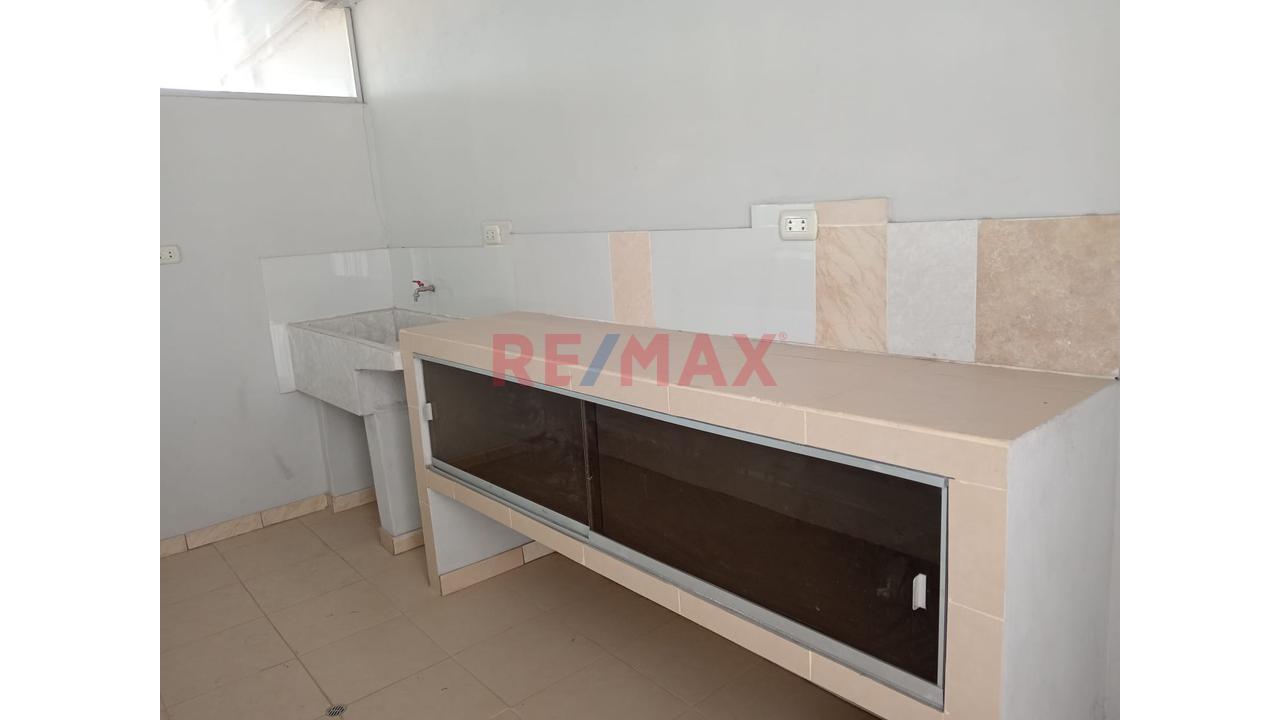Local Comercial Flexible De Estructura Metálica En Sachaca - Pampa De Camarones - 12