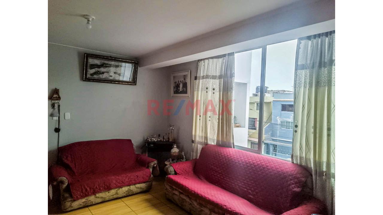 Amplio Departamento Con Ascensor Y Vista A La Calle – 106 M² - 3