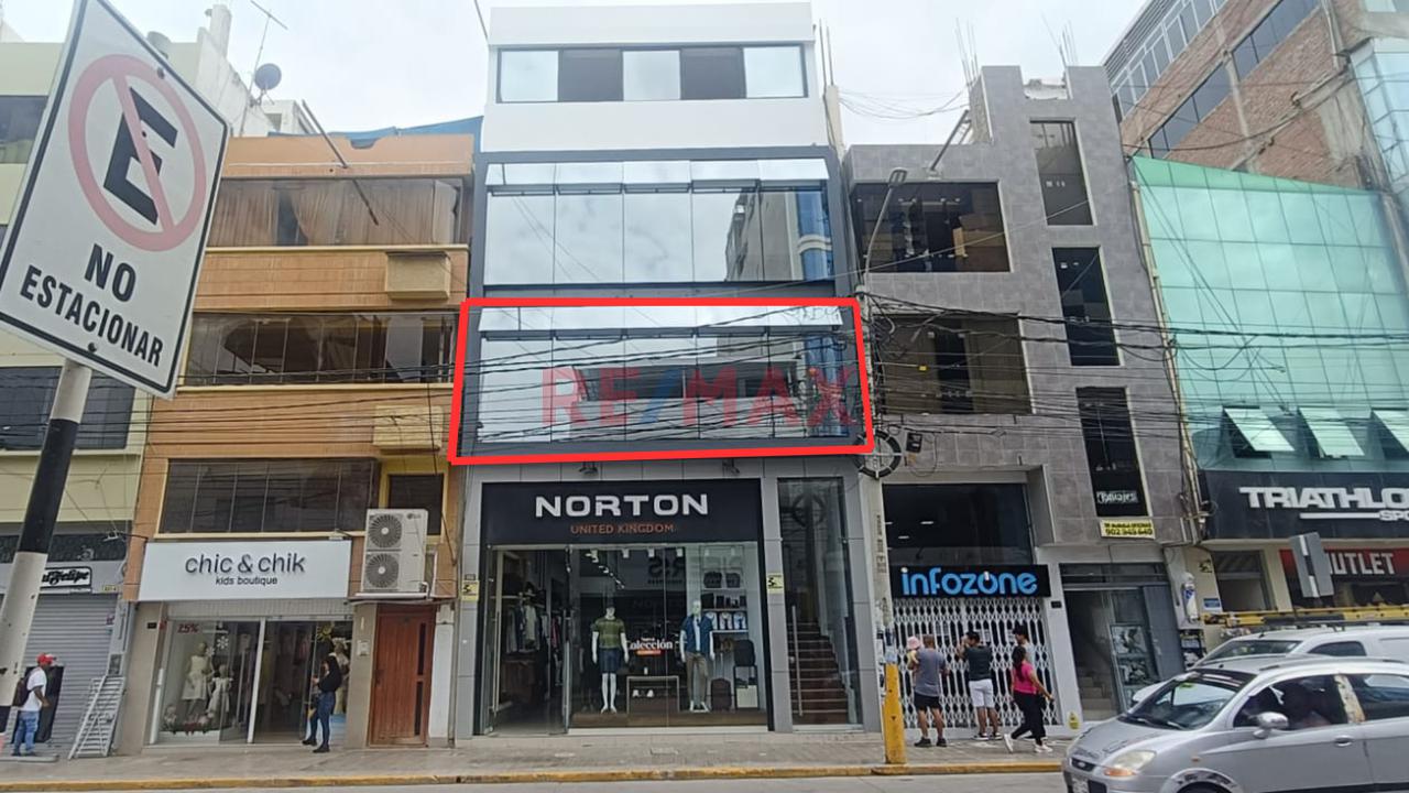 Local comercial en Alquiler ubicado en Chiclayo Local comercial en Alquiler ubicado en Chiclayo