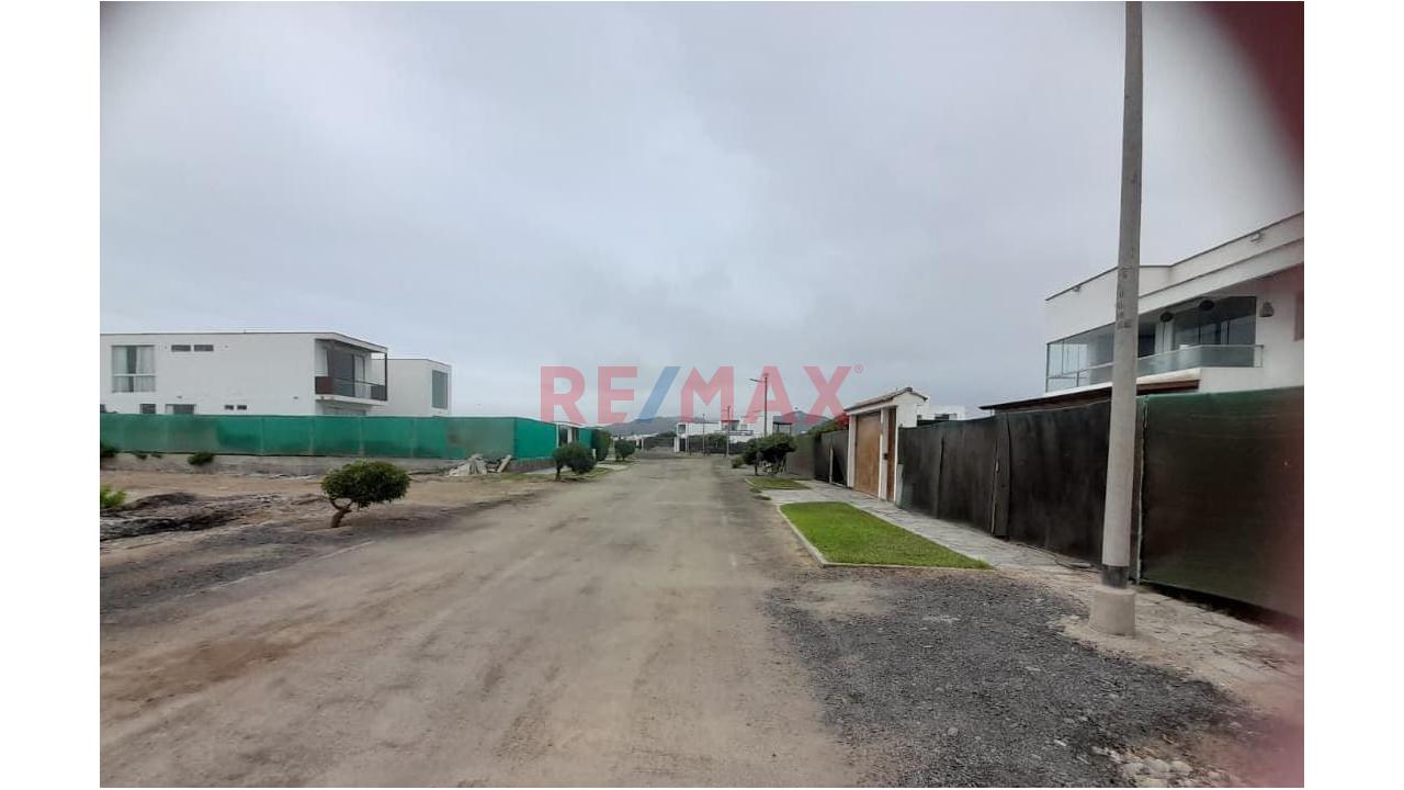 Venta De Terreno De Playa 630M2 En  Condominio Costa Del Campo San Antonio, Cañete — foto 3